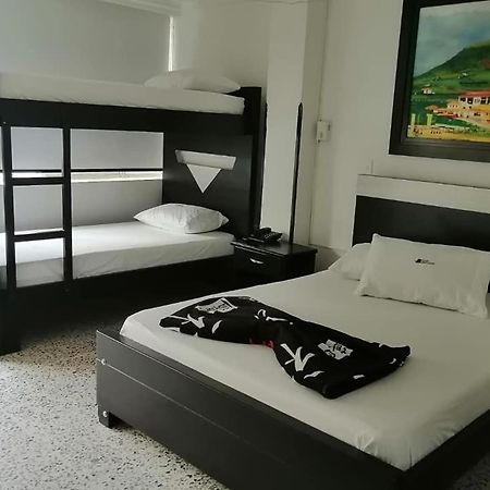 Hotel Embajador Bucaramanga Luaran gambar